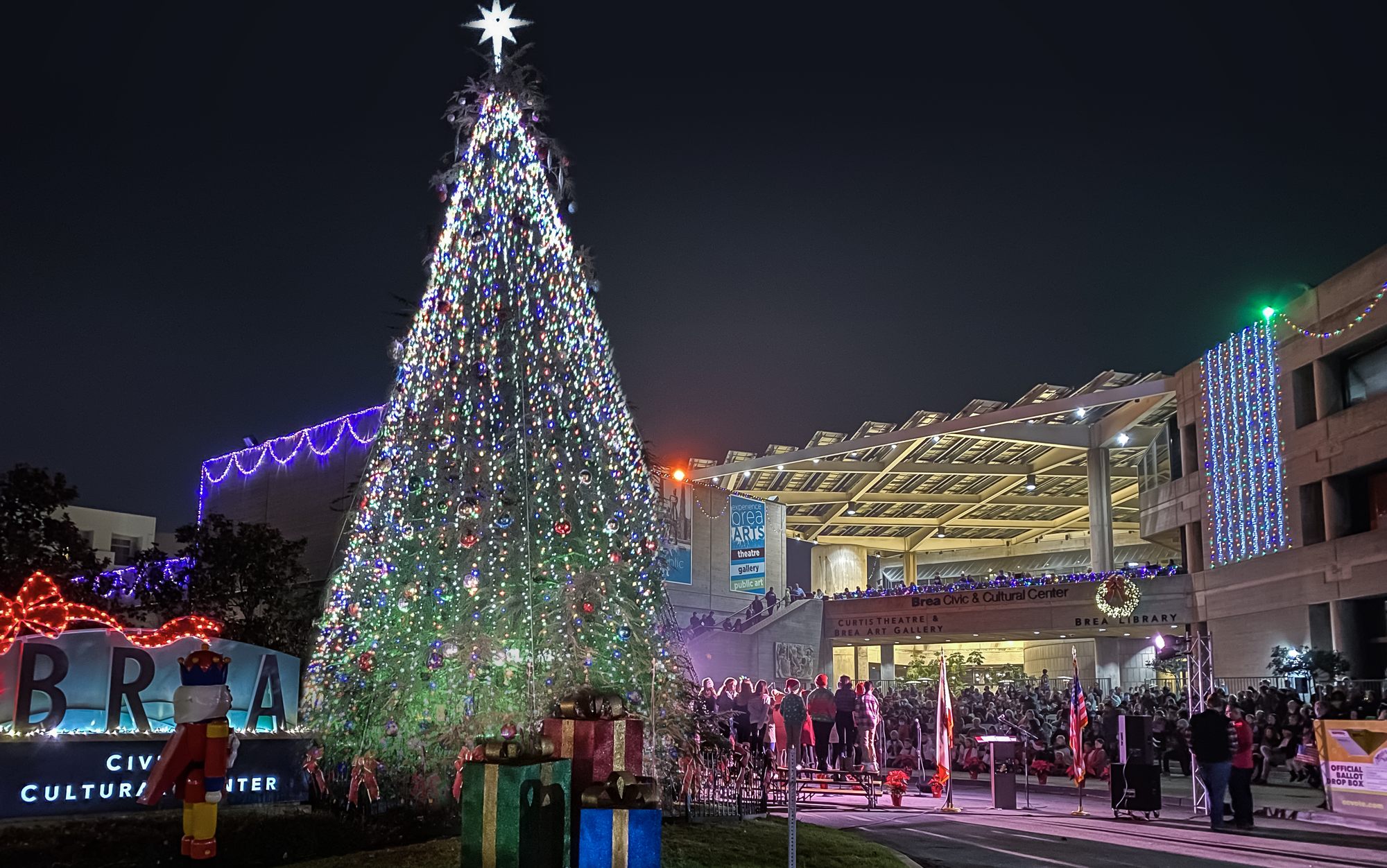 TreeLightingCeremony2022