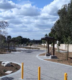 Segment 4 of the Tracks at Brea trail